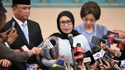Evaluasi Perdana Kepala BGN: Sekolah Mampu "Gak Perlu" MBG