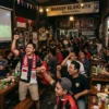 Persiapan Penting Biar Aman Begadang Nonton Bola
