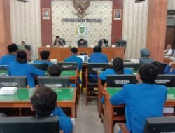 PMII Trenggalek Gedor DPRD Soal Sengkarut MBG