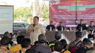 Sekretaris Daerah (Sekda) Kabupaten Malang, Dr. Ir. Budiar Anwar, M.Si, buka acara edukasi sosial Rokok Ilegal, Ketemu? Segera Lapor!