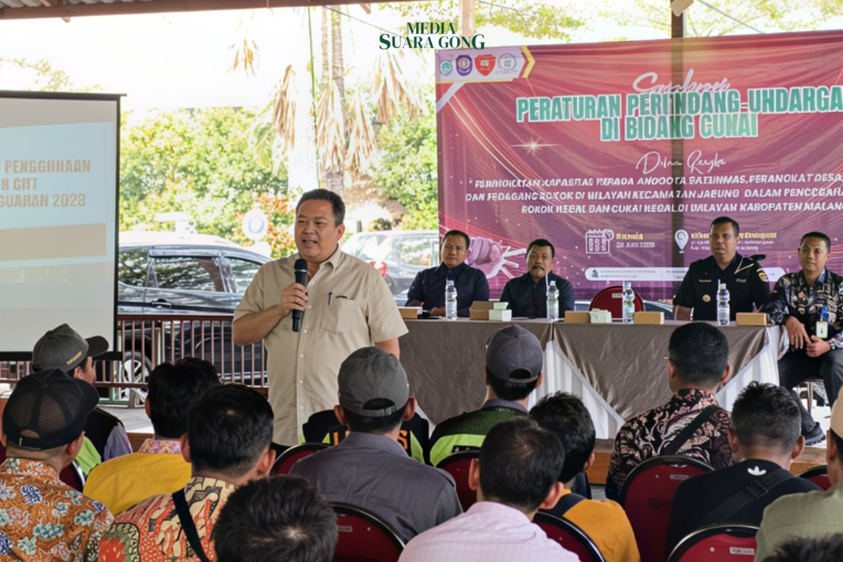 Sekretaris Daerah (Sekda) Kabupaten Malang, Dr. Ir. Budiar Anwar, M.Si, buka acara edukasi sosial Rokok Ilegal, Ketemu? Segera Lapor!