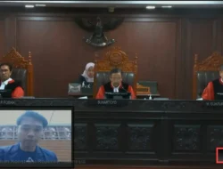 Mahasiswa Gugat UU MD3 ke MK: Minta Masa Jabatan DPR Dibatasi!