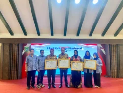 Bupati Bondowoso Terima Penghargaan Nasional Kependudukan dan KB