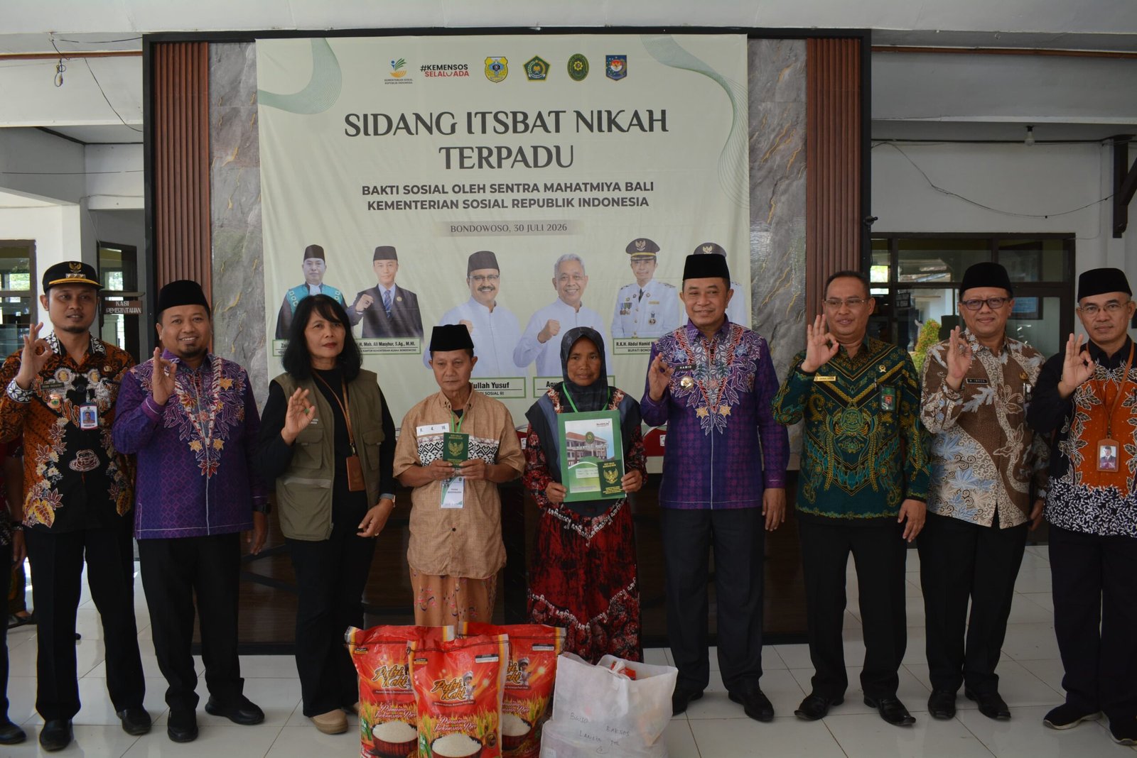 Sebanyak 97 pasangan suami istri mengikuti Sidang Isbat Nikah Massal dalam rangka memperingati Hari Lanjut Usia Nasional (HLUN) Tahun 2026