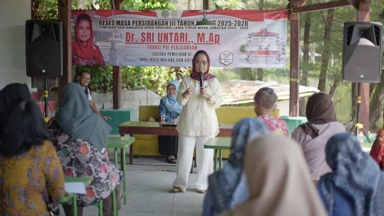 Ketua Komisi E DPRD Jawa Timur, Sri Untari Bisowarno, menegaskan pentingnya koperasi wanita (kopwan) bertransformasi di era digital