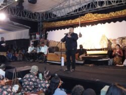 Sekda Budiar Hadiri Giat Bersih Desa Pandanlandung