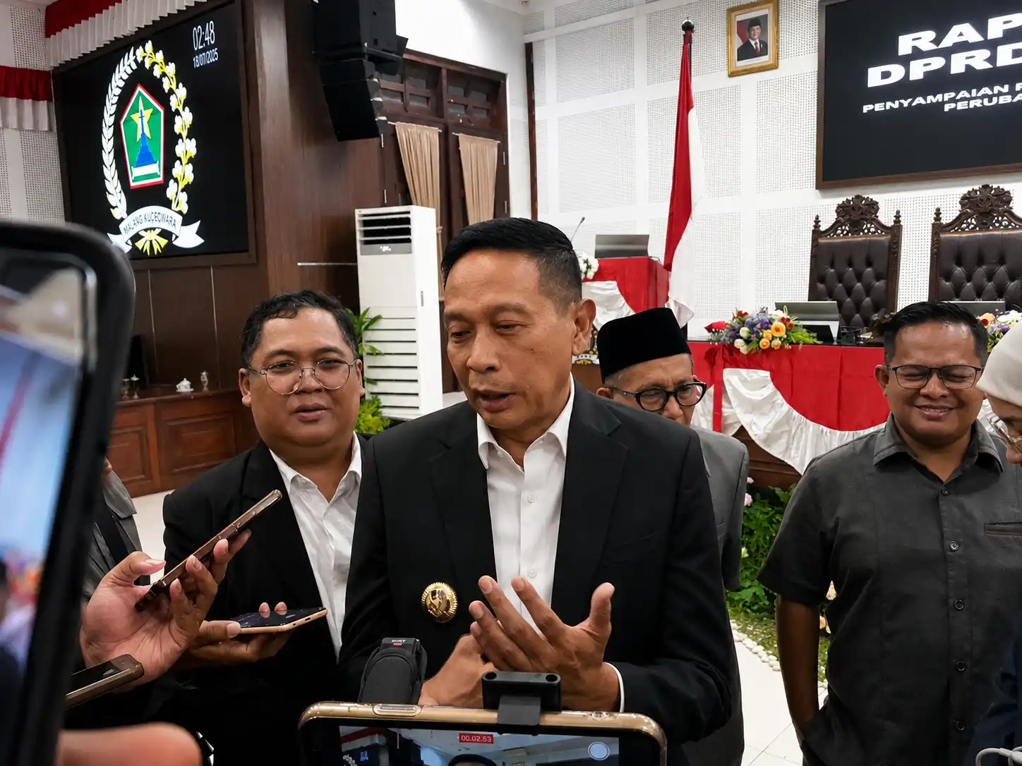 Pendapatan Kota Malang ditarget naik Rp25,972 miliar jadi Rp2,3068 triliun. Belanja daerah pun naik 5,25 persen, DPRD soroti SiLPA.