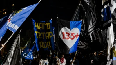 Peringati HUT ke-39 Arema FC, Ribuan Aremania Gelar Doa Bersama untuk Korban Tragedi Kanjuruhan