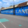 Mural Ikonik “Malang The Glory Land” Ditimpa