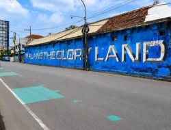 Mural Ikonik “Malang The Glory Land” Ditimpa