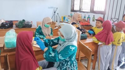 Puskesmas Panji Gelar Pemeriksaan Kesehatan Gratis untuk Siswa Sekolah di Situbondo