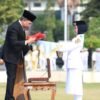 Pimpin Upacara HUT ke-81 RI: Bupati Gus Fawait Serukan Pentingnya Persatuan