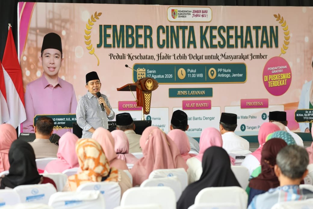 Bupati Jember Muhammad Fawait (Gus Fawait) secara resmi meluncurkan program jaring pengaman medis "Jember Cinta Kesehatan" (JCK) Tahap Dua.