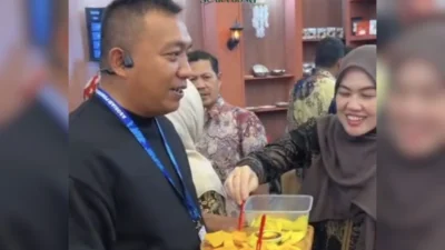 TOTALITAS PROMOSI! Mas Rio Jualan Mangga Langsung di ICE BSD, Situbondo Sabet Best Trade Promotion AOE 2026