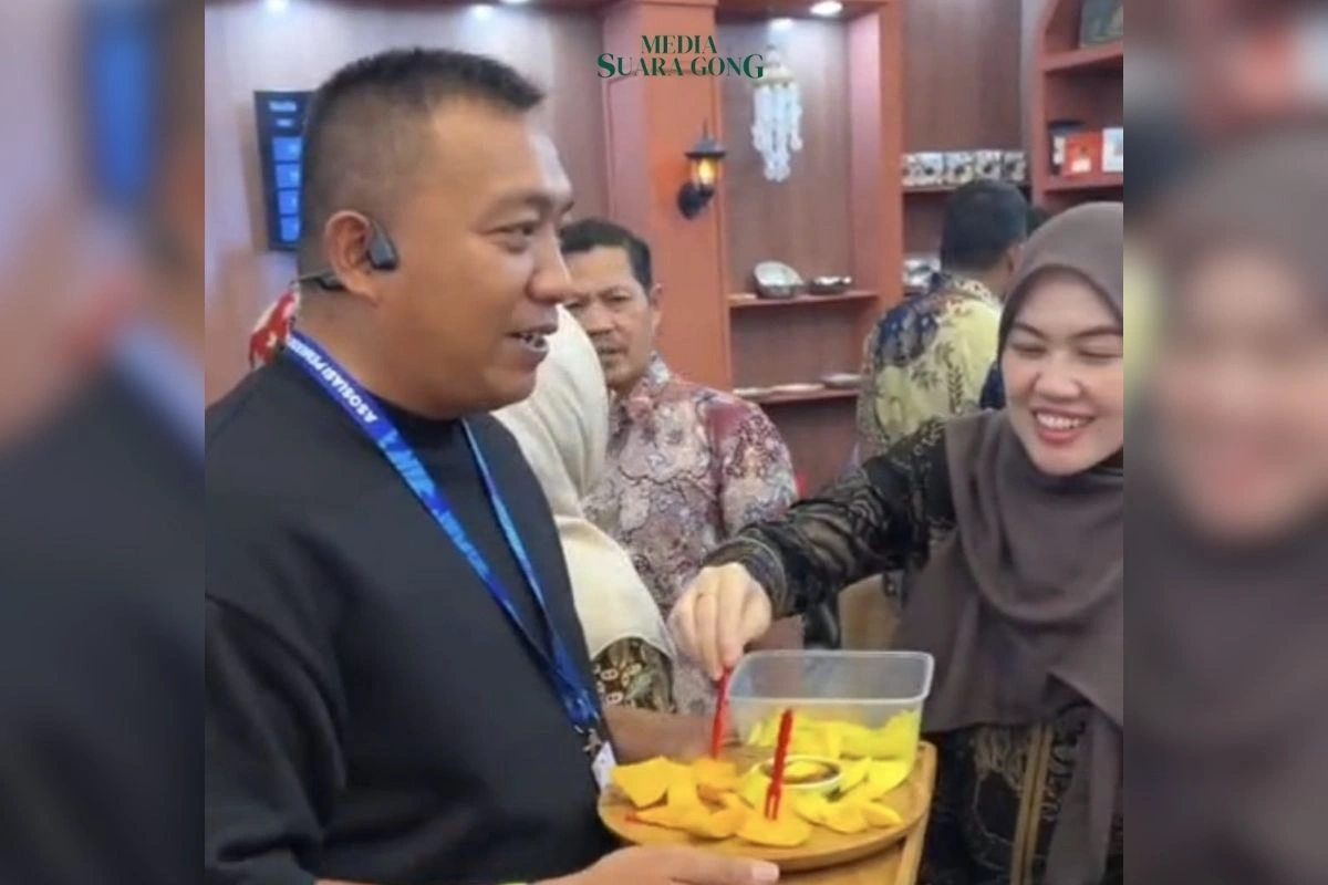 TOTALITAS PROMOSI! Mas Rio Jualan Mangga Langsung di ICE BSD, Situbondo Sabet Best Trade Promotion AOE 2026