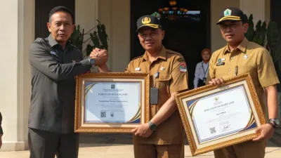 Pemkot Malang meraih Peringkat I dengan predikat AA dan nilai 100 tingkat pemerintah kota atas kinerja Pengelolaan JDIH\ Tahun 2025