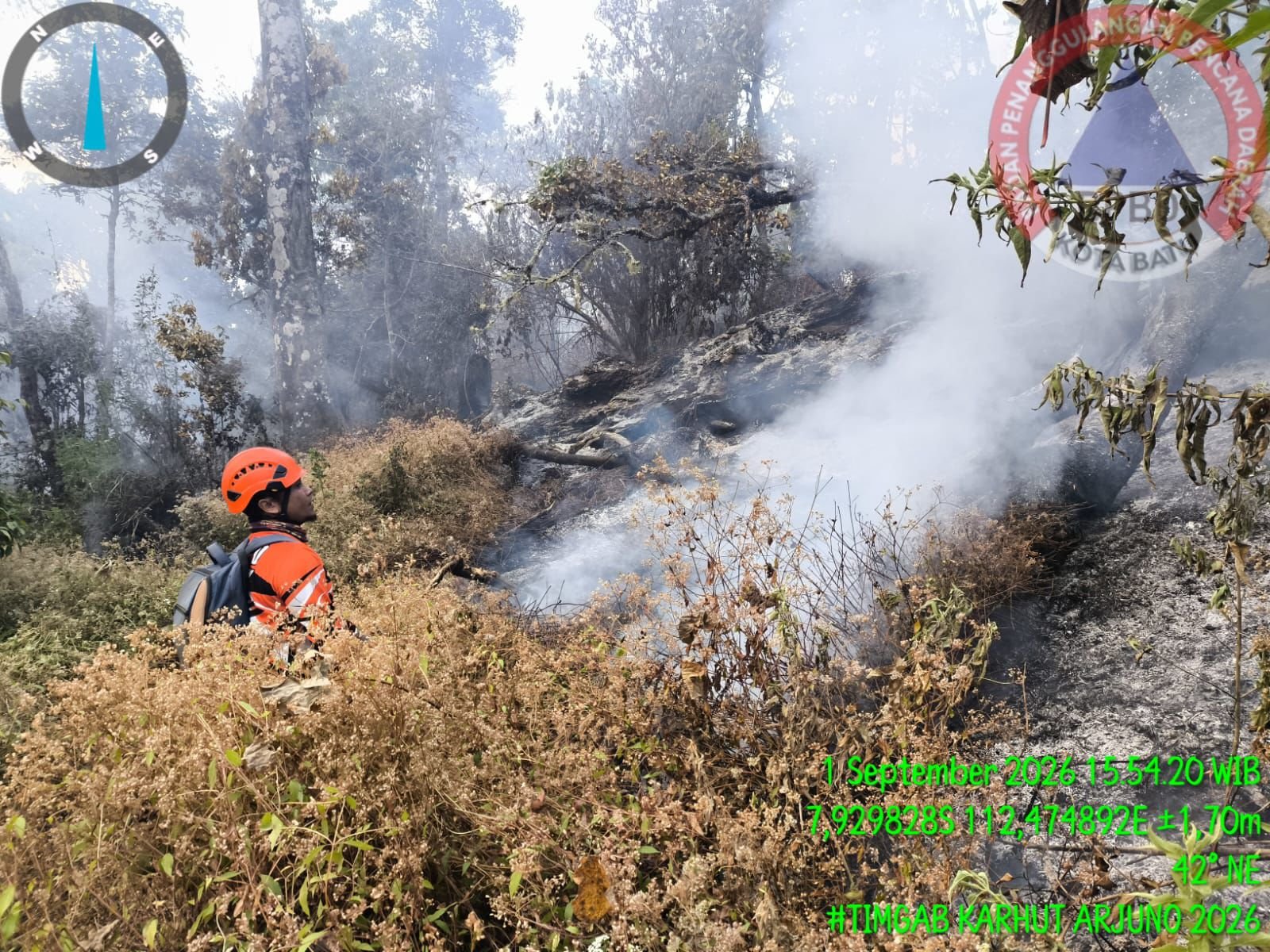 Gunung Buthak Kota Batu Terbakar di Pos 3, Ratusan Pendaki Dievakuasi