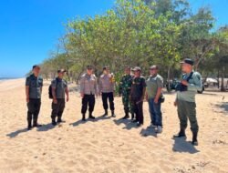 Polres Malang Patroli Wisata Pantai Balekambang: Ingatkan Larangan Berenang