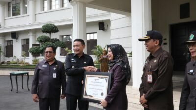 Dispendukcapil Kota Malang Raih Predikat WBBM, Pj Wali Kota Minta Jadi Contoh bagi OPD Lain