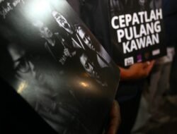 Jurnalis Malang Raya Gelar Doa Bersama untuk 8 Orang Hilang di Anak Krakatau