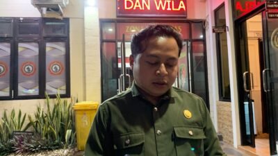 Hadi Wiyono alias Pak Dur resmi ditetapkan sebagai tersangka oleh Satreskrim Polres Malang, Selasa (15/9/2026).