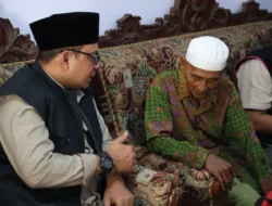 Homecare Jember Datangi Guru PAUD dan Lansia di Arjasa