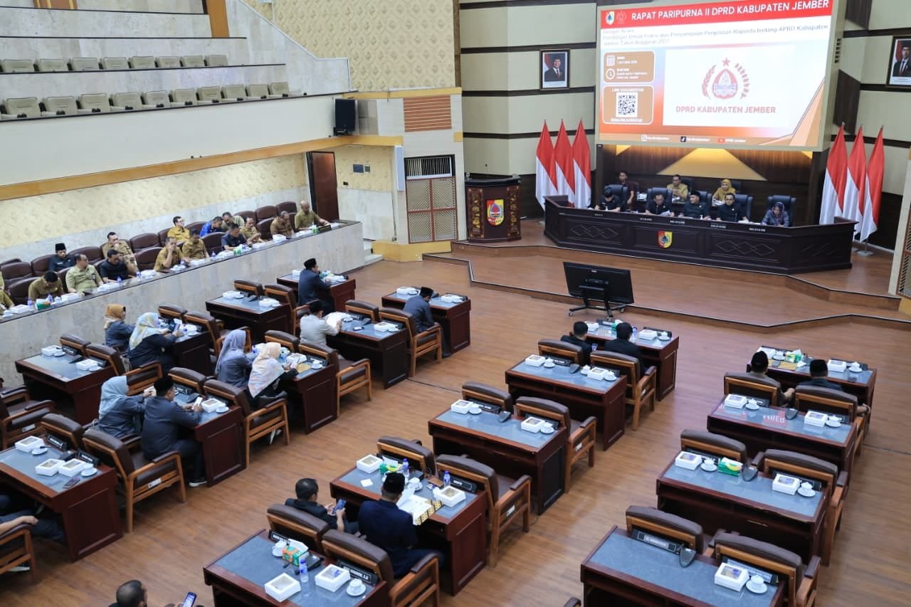 Pembangunan Terfokus ke Desa, penyampaian Pandangan Umum dari Tujuh Fraksi DPRD Jember Sepakati RAPBD 2027 Lanjut Pembahasan