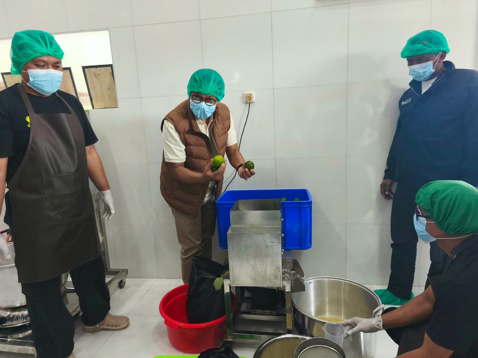 Keren banget! Produk cuka buah lokal asal Desa Sidomulyo, Kota Batu, sukses tembus pasar ekspor hingga Malaysia!