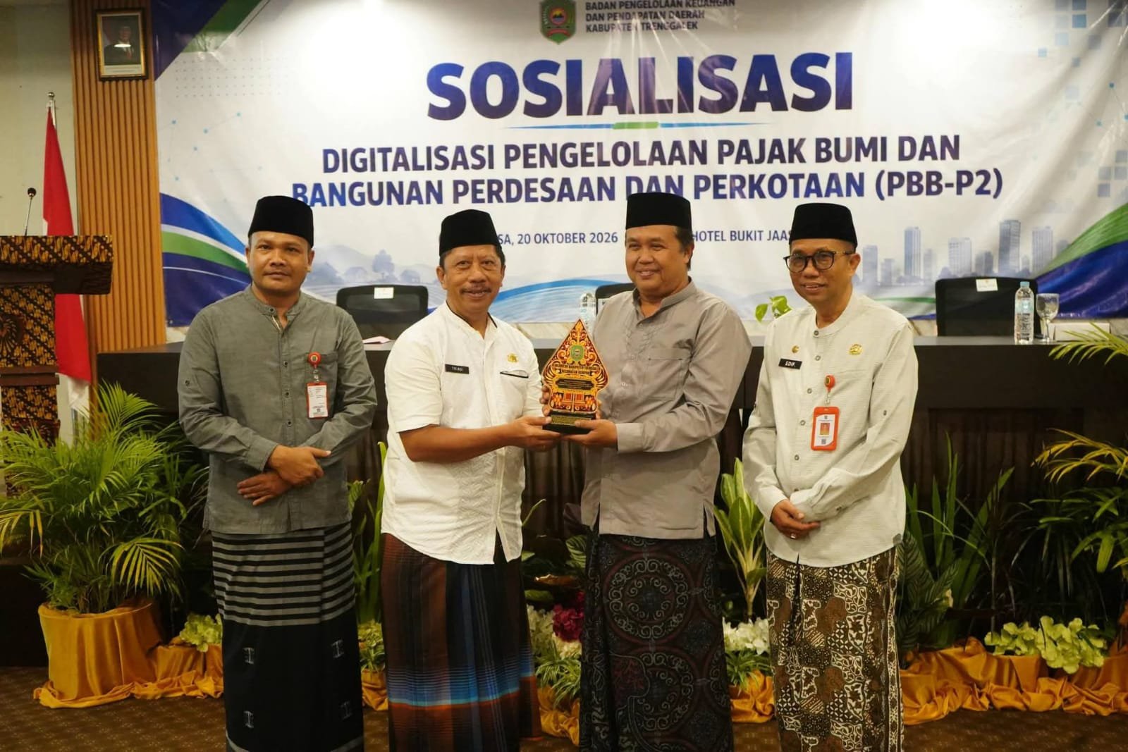 Genjot PAD Tanpa Naikkan Tarif, Pemkab Trenggalek Resmi Terapkan Digitalisasi Pengelolaan PBB-P2