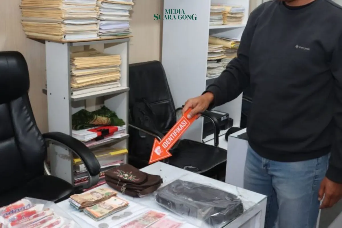 Belanja Pakai Uang Palsu Pecahan Rp100 Ribu di Dampit, Dua Perempuan Asal Kedungkandang Diamankan Polisi